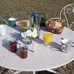 La Boheme Bed & Breakfast Charols