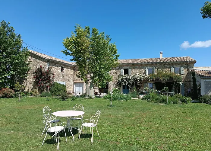 Couette-café La Bohême 3*